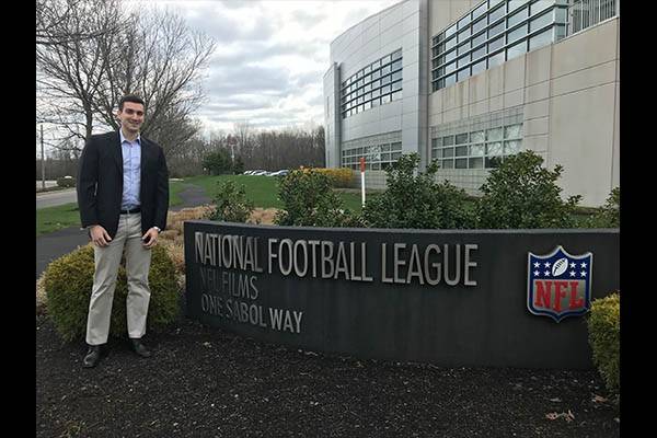 Jason Kaner ’19 Uses JD/MBA Skills in Role with NFL